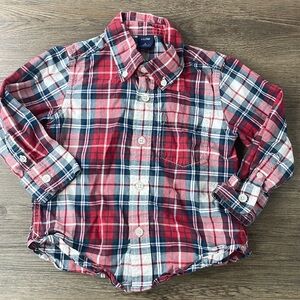 BabyGap Toddler Boys Red Blue White Plaid Button Up Collared Shirt, size 2 years
